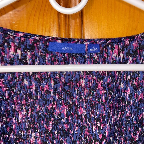 APT 9 cardigan - Picture 2 of 2